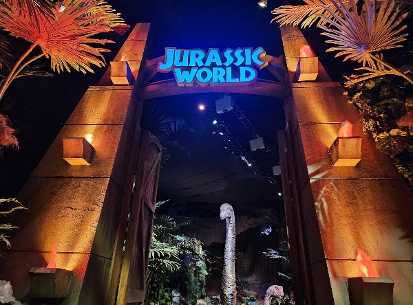 Jurassic World: The Experience Bangkok 3