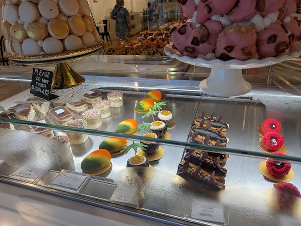 Lakon Paris Patisserie 3