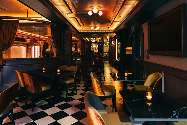 Bar Lola 1