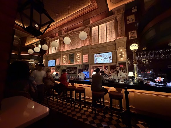 Bar Lola 5