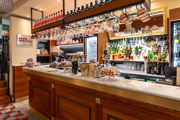Roxy Bar