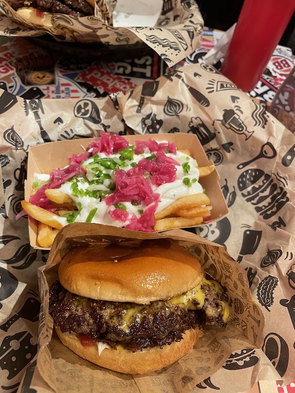 Bastard Burgers 4
