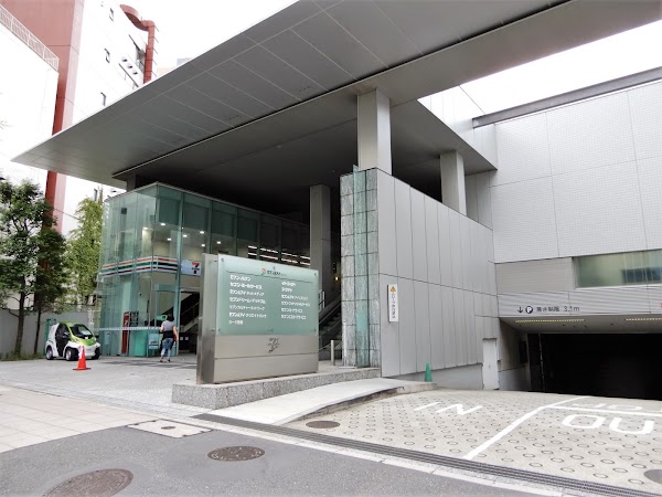 7-Eleven Japan Headquarters 5
