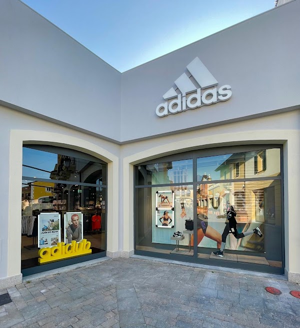 adidas Outlet Store Serravalle