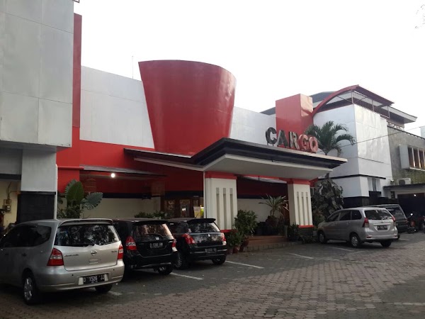 Cargo Factory Outlet 1