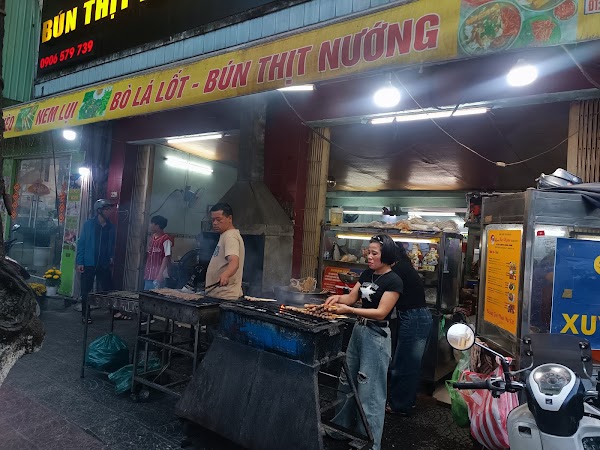 Quán Bánh xèo nem lụi Bà Ngọc (Từ năm 1977)