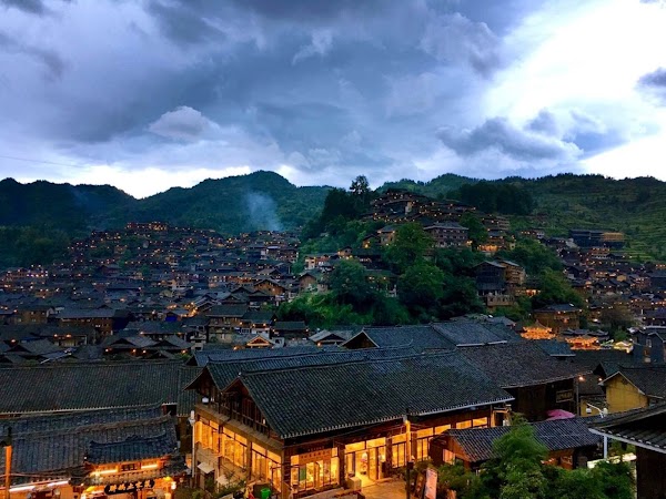 China 8