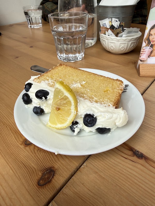 Vera Artisan Bakery and Kitchen 4