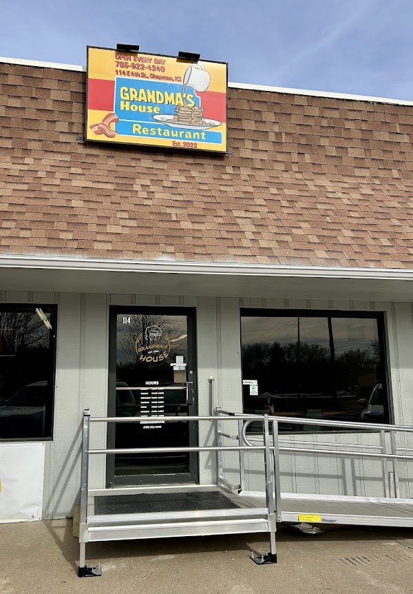 Grandma's House Restaurant 1