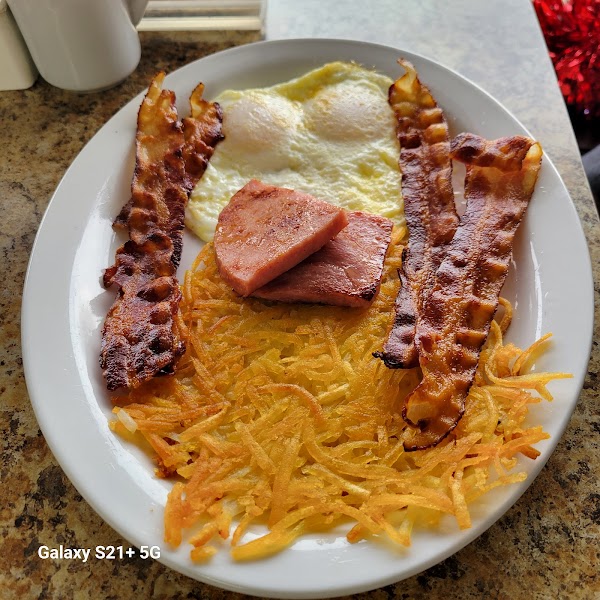 Grandma's House Restaurant 4