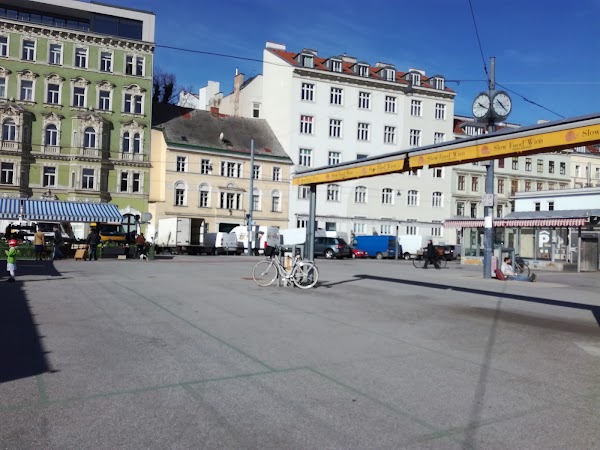 Karmelitermarkt