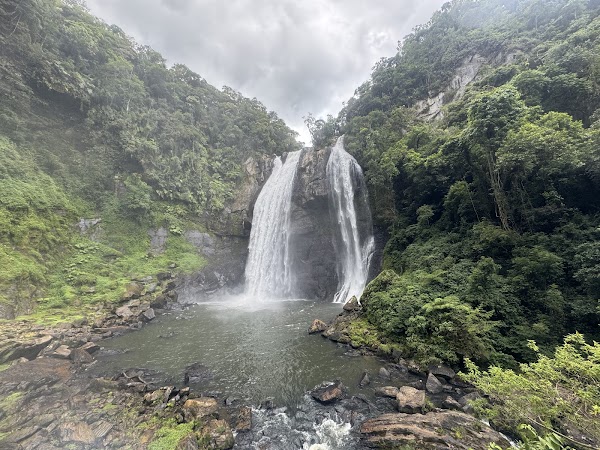 Cachoeira Véu de Noiva