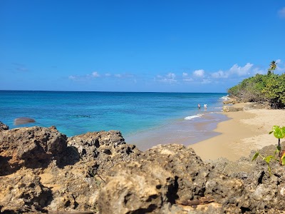 Peña Blanca Beach