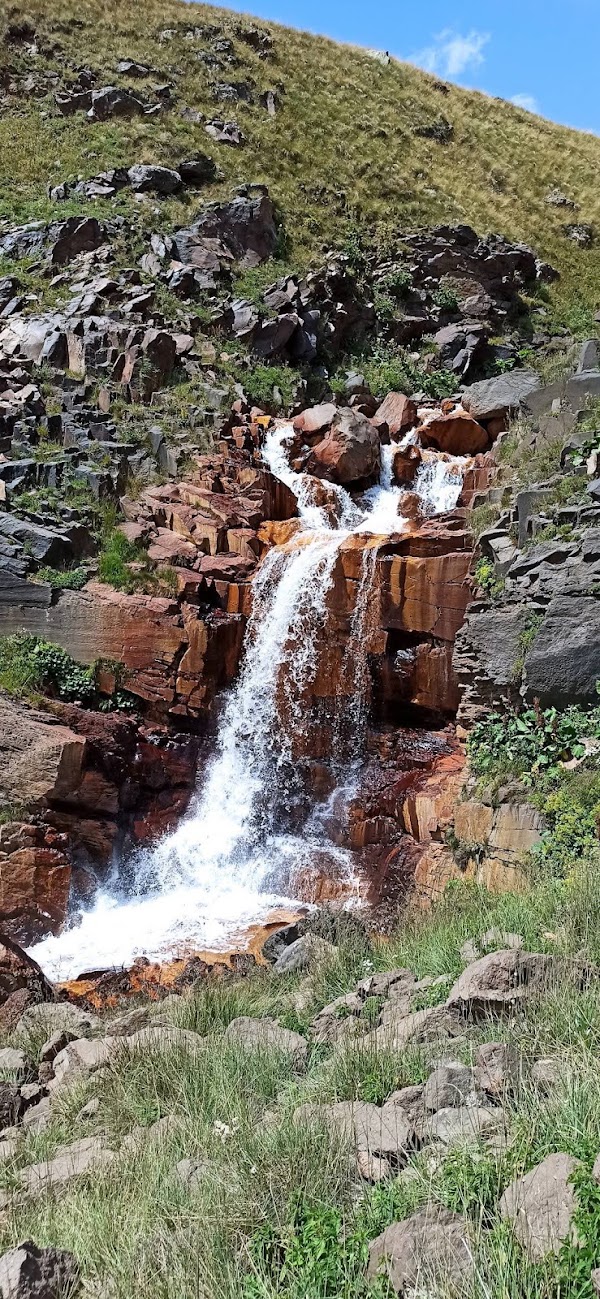 Gegharot Lower (Small) Waterfall