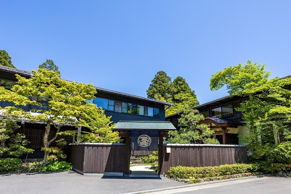 Matsuzakaya Honten