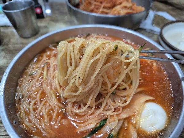국제밀면 본점 2