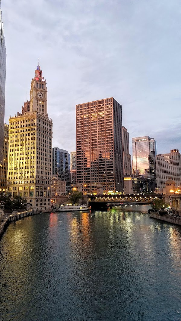 Magnificent Mile 5