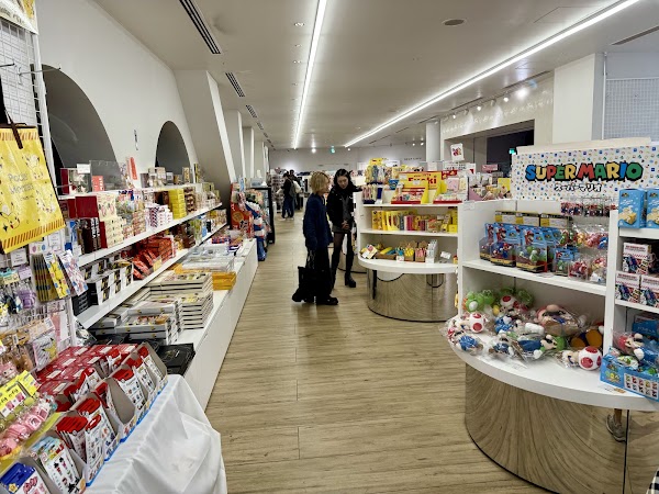 UMEDA SKY BLDG GALLERY SHOP 3