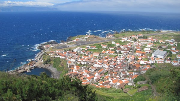 Vila do Corvo 2