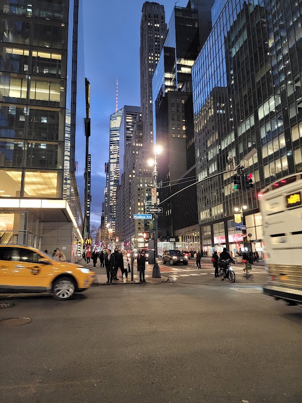 Madison Avenue 5