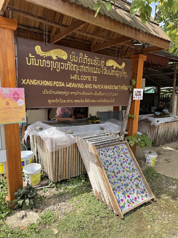 Xangkhong Posa Weaving and Paper Handicraft Village
