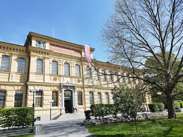 Humlegården 5