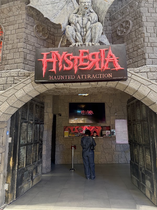 Hysteria Dubai Mall 1