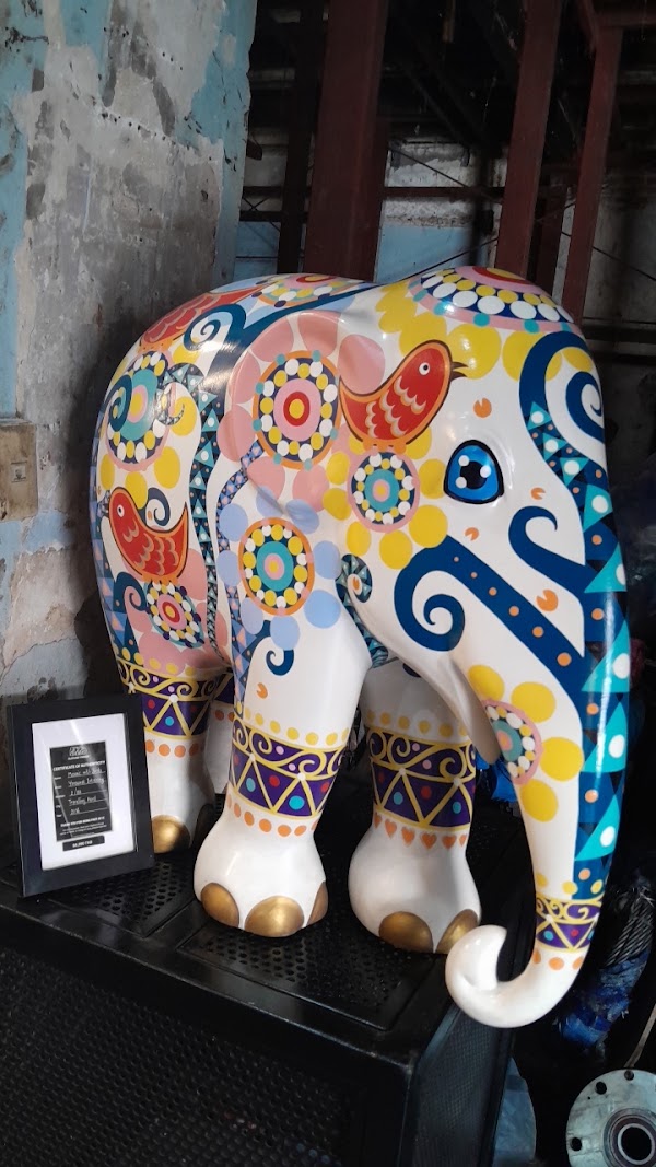 Elephant Parade Talad Noi 4