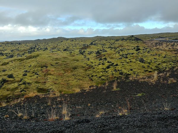 Lóndrangar 4