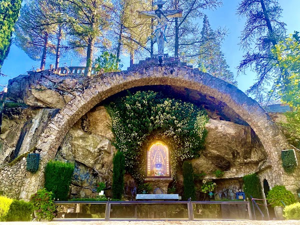 Gruta de Nuestra Señora de Begoña 1