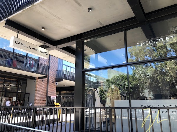 CAMILLA AND MARC Sydney Outlet (Engine Yards, Rosebery)
