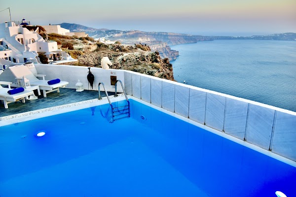 Aeolos Eco Studios & Suites Adults Only 4