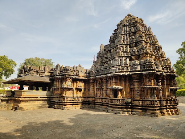 Ancient Chalukya Shri Siddeshwara Swamy Temple 1