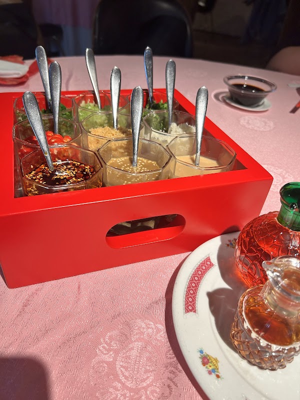 Loushang Hotpot