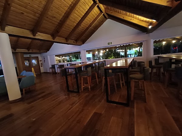 Sports Bar 1