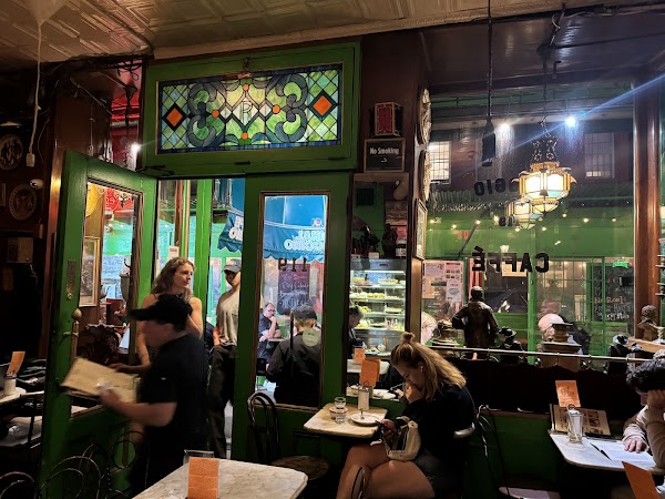 Caffe Reggio 3