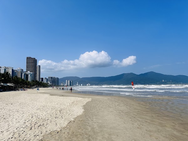 Man Thai beach 3