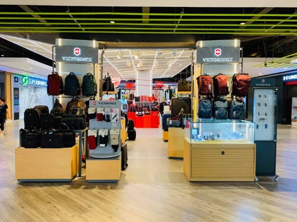 Victorinox Central World