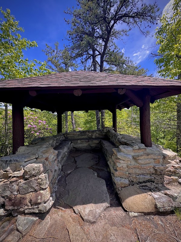 Island-in-the-Sky trail shelter 1