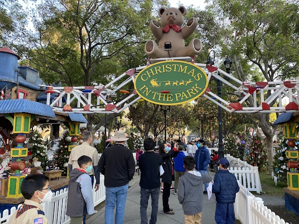 Christmas In The Park 2