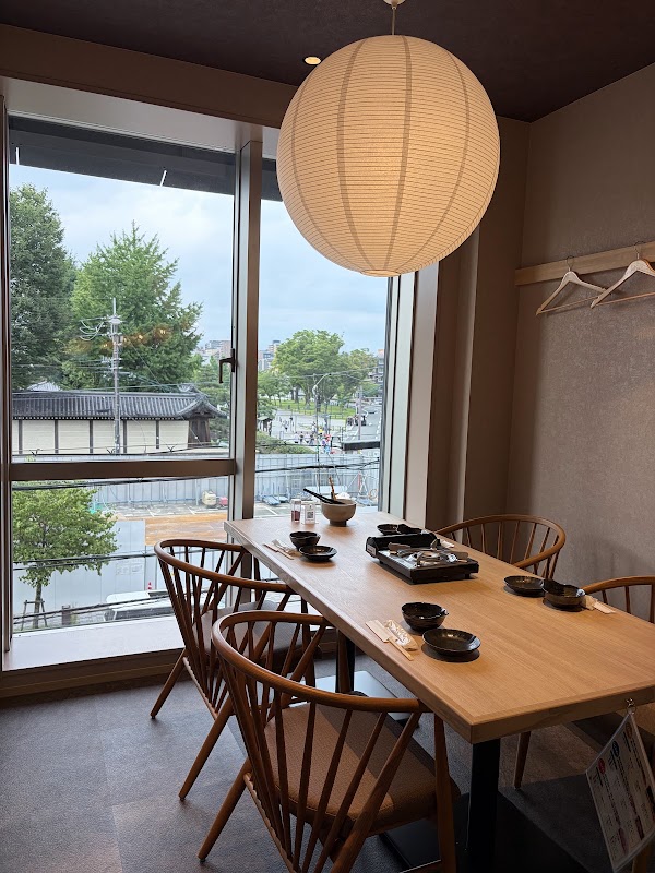 しゃぶしゃぶ すき焼き 食べ放題 和牛と豚 京都駅前店