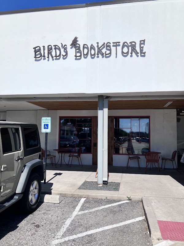 Bird's Bookstore