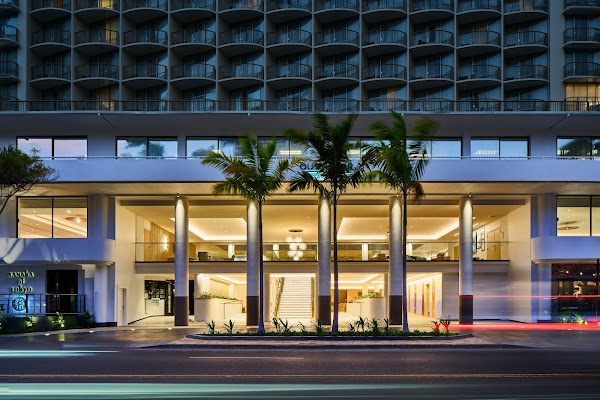 OUTRIGGER Waikīkī Paradise Hotel