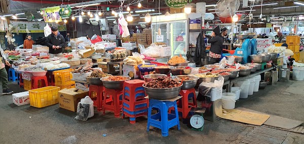 Seogwipo a Five-day Interva Village Market 4