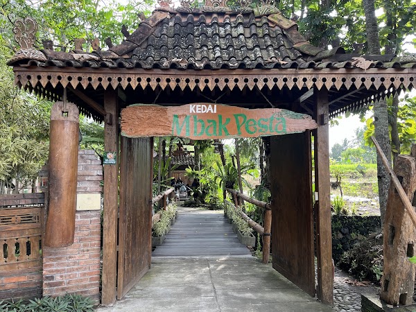 Kedai Makan Mbak Pesta 3