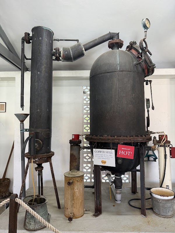 Curaçao Liqueur Distillery 3
