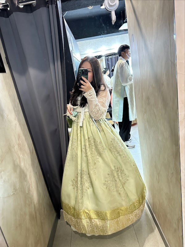 Seohwa Hanbok 2