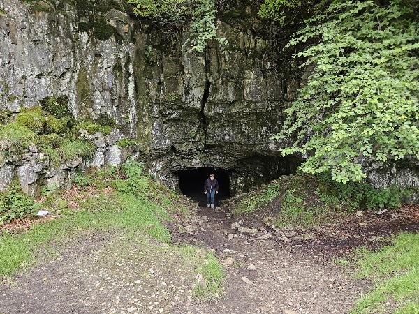 Yordas Cave