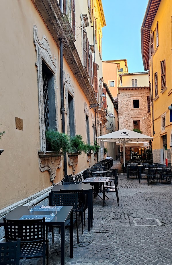 La Nicchia 2