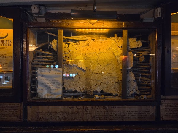 Sean's Bar 2